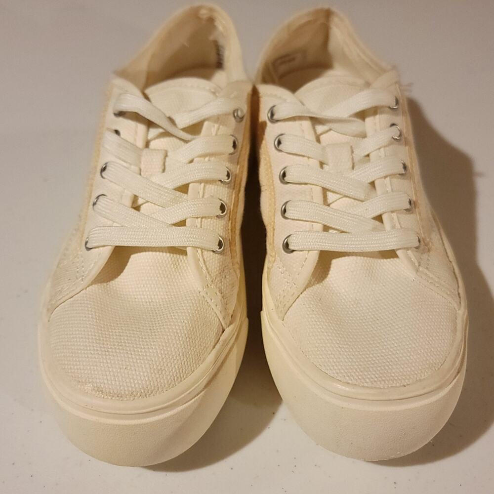 A New Day Sneakers Off White Size 7.5 Womens Shoe Platform Sneaker​ - Picture 4 of 9